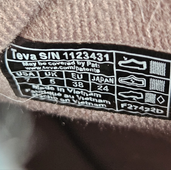 Teva ReEmber Mid Platform Chelsea Bootie Size 7 Teal Quilted - Picture 9 of 9